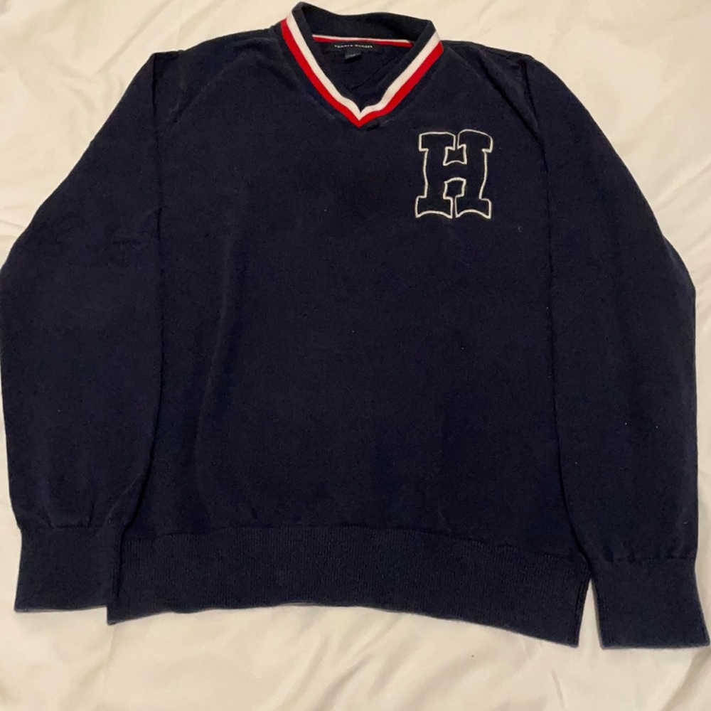 Tommy Hilfiger sleeve
